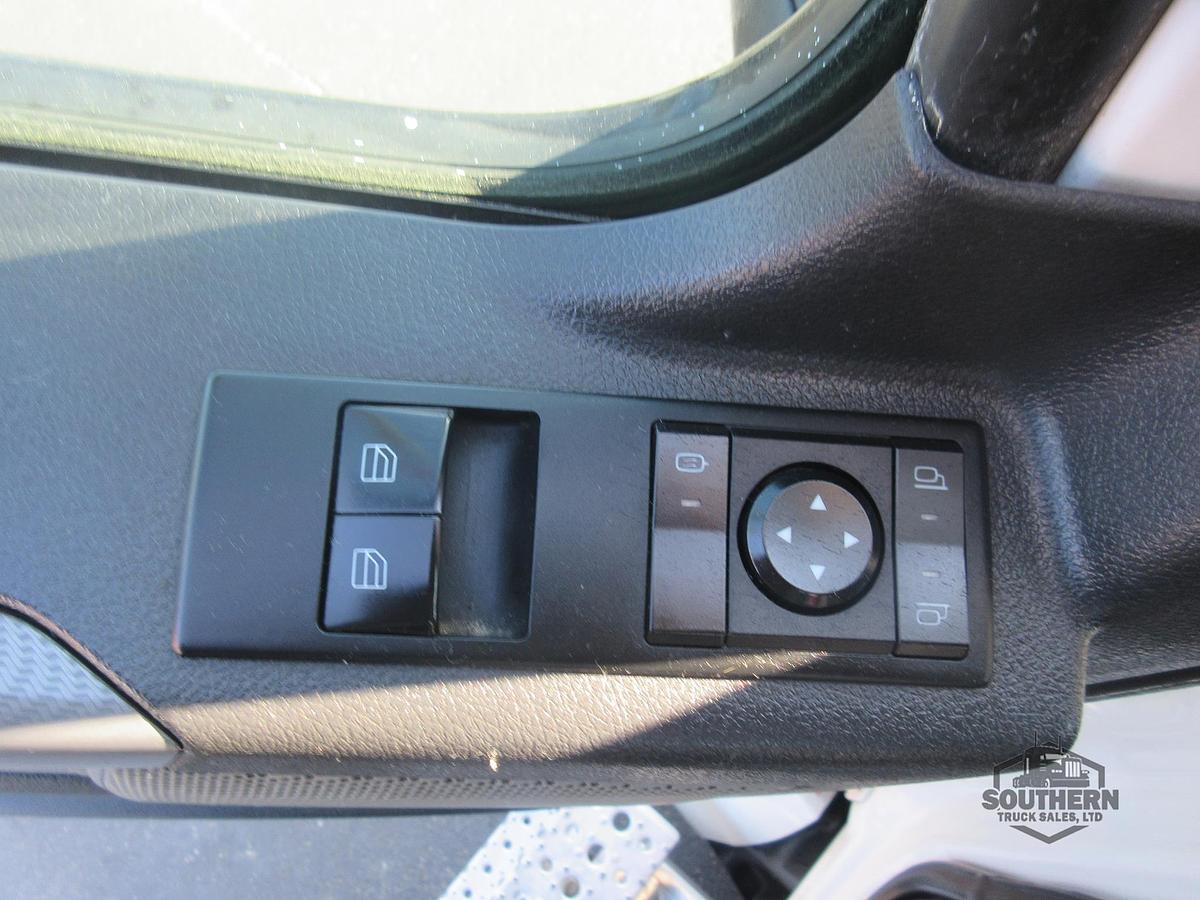 Used 2020 FREIGHTLINER CASCADIA 126
