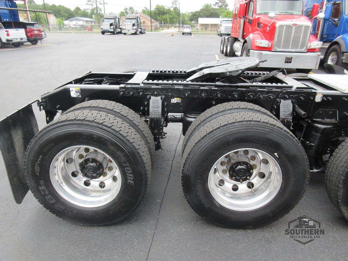 Used 2019 PETERBILT 567