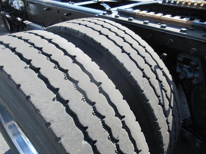 Used 2017 KENWORTH T880