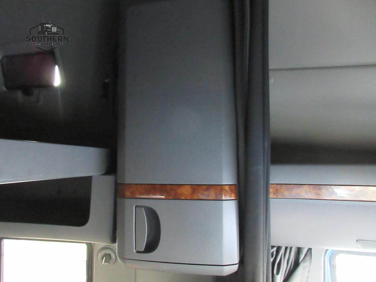 Used 2021 INTERNATIONAL LT