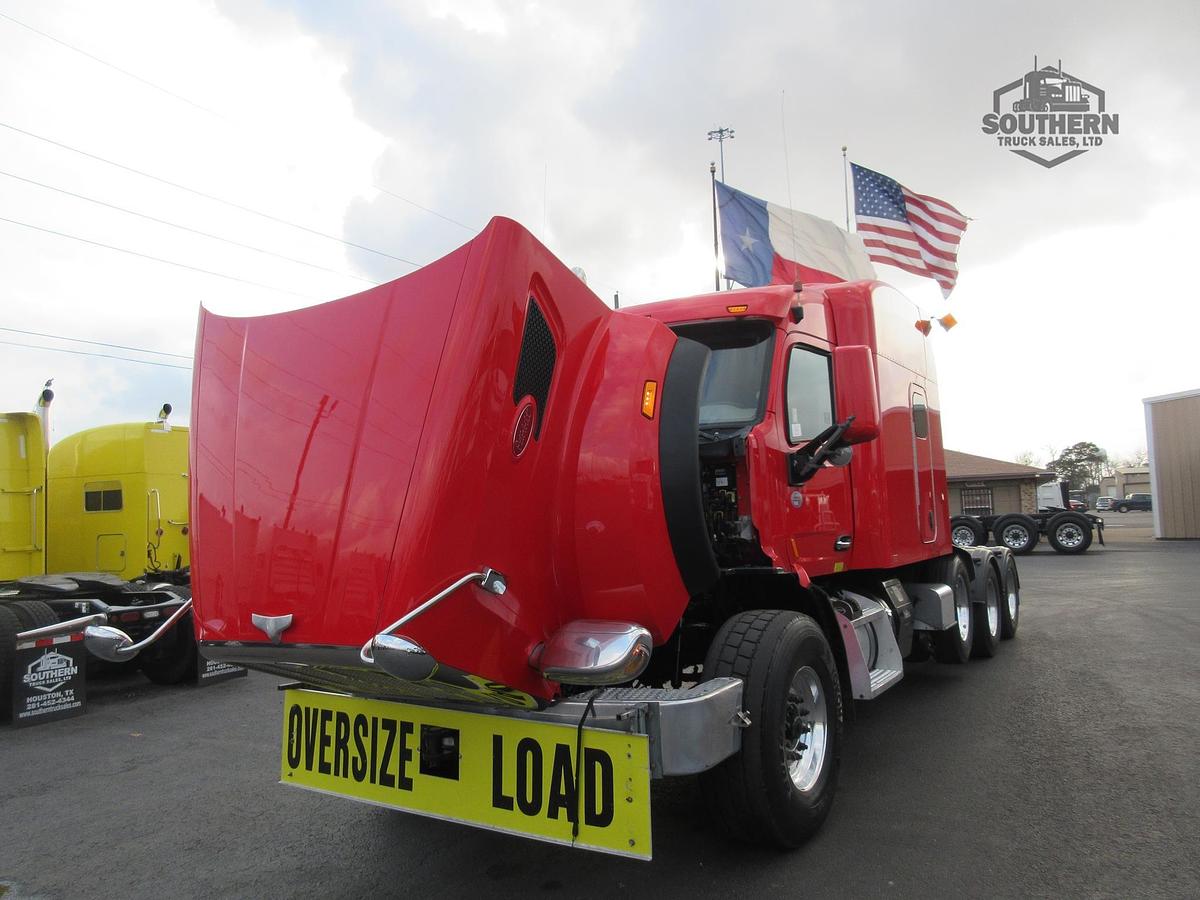 Used 2021 PETERBILT 567