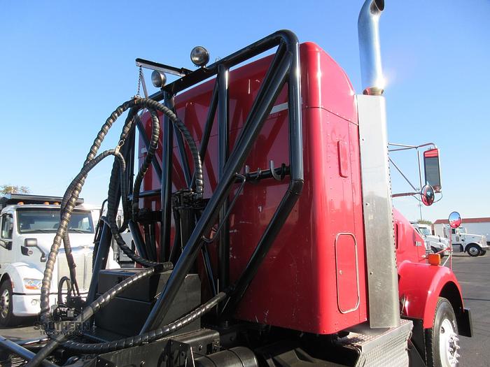 Used 2011 KENWORTH T800