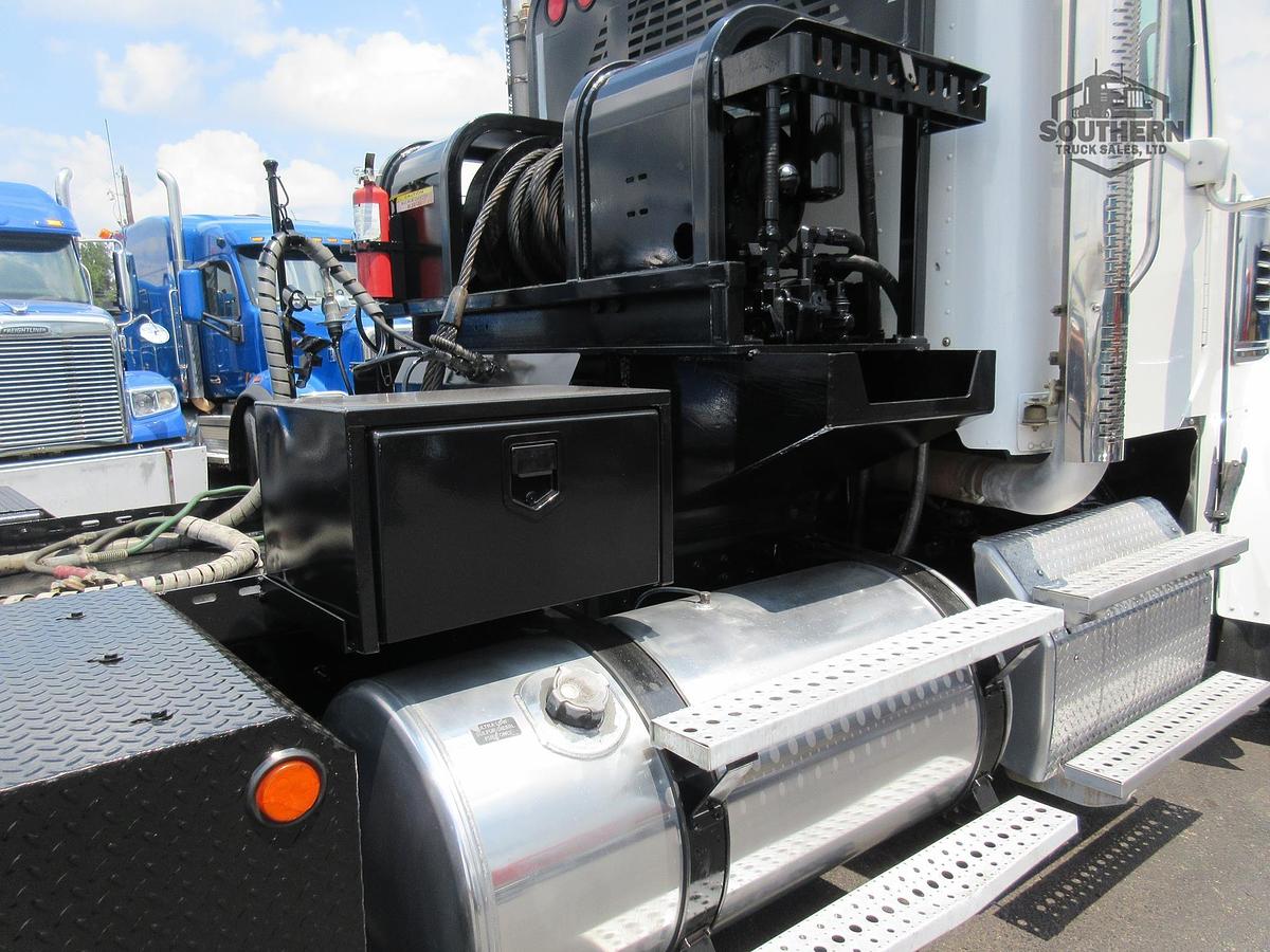 Used 2019 FREIGHTLINER CORONADO 122 SD