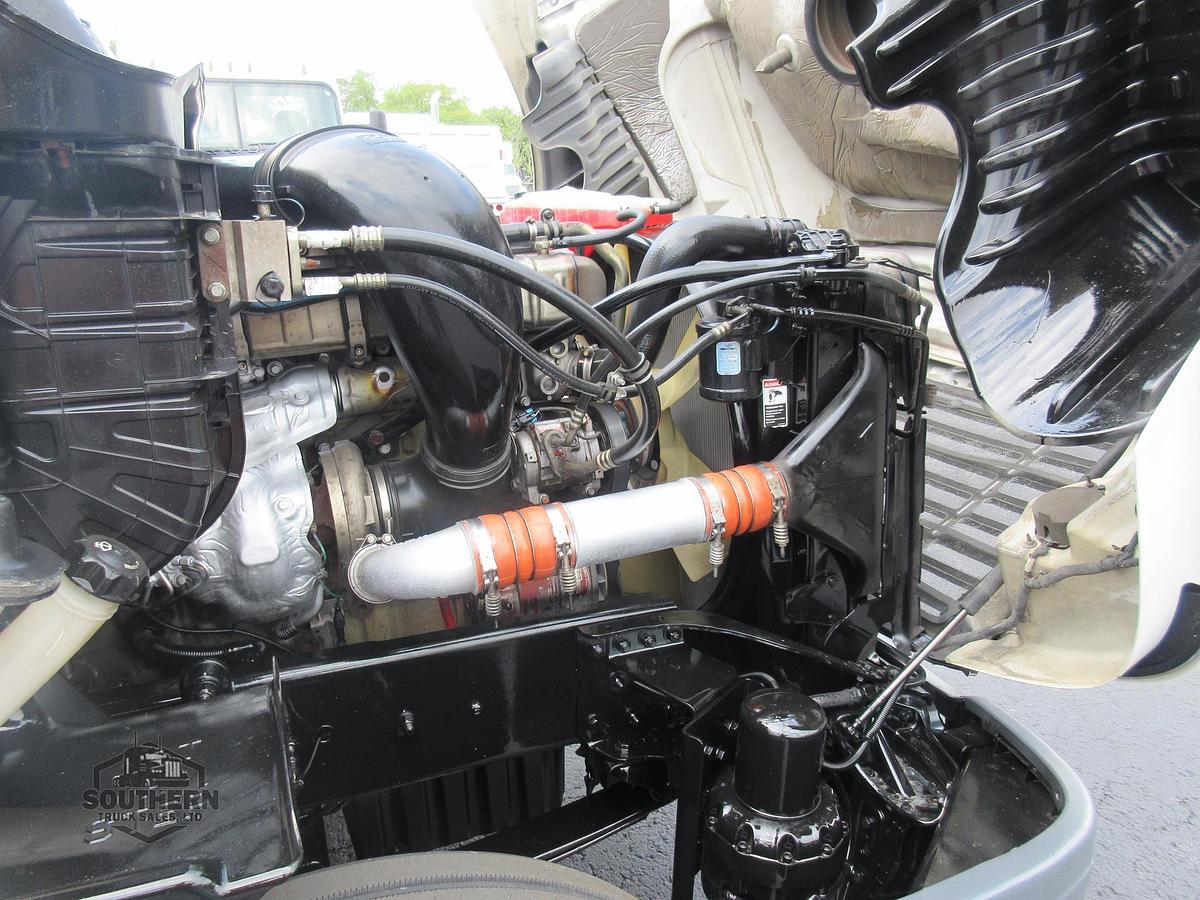 Used 2018 FREIGHTLINER CASCADIA 125