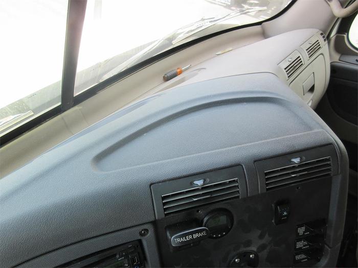 Used 2017 FREIGHTLINER CASCADIA 125