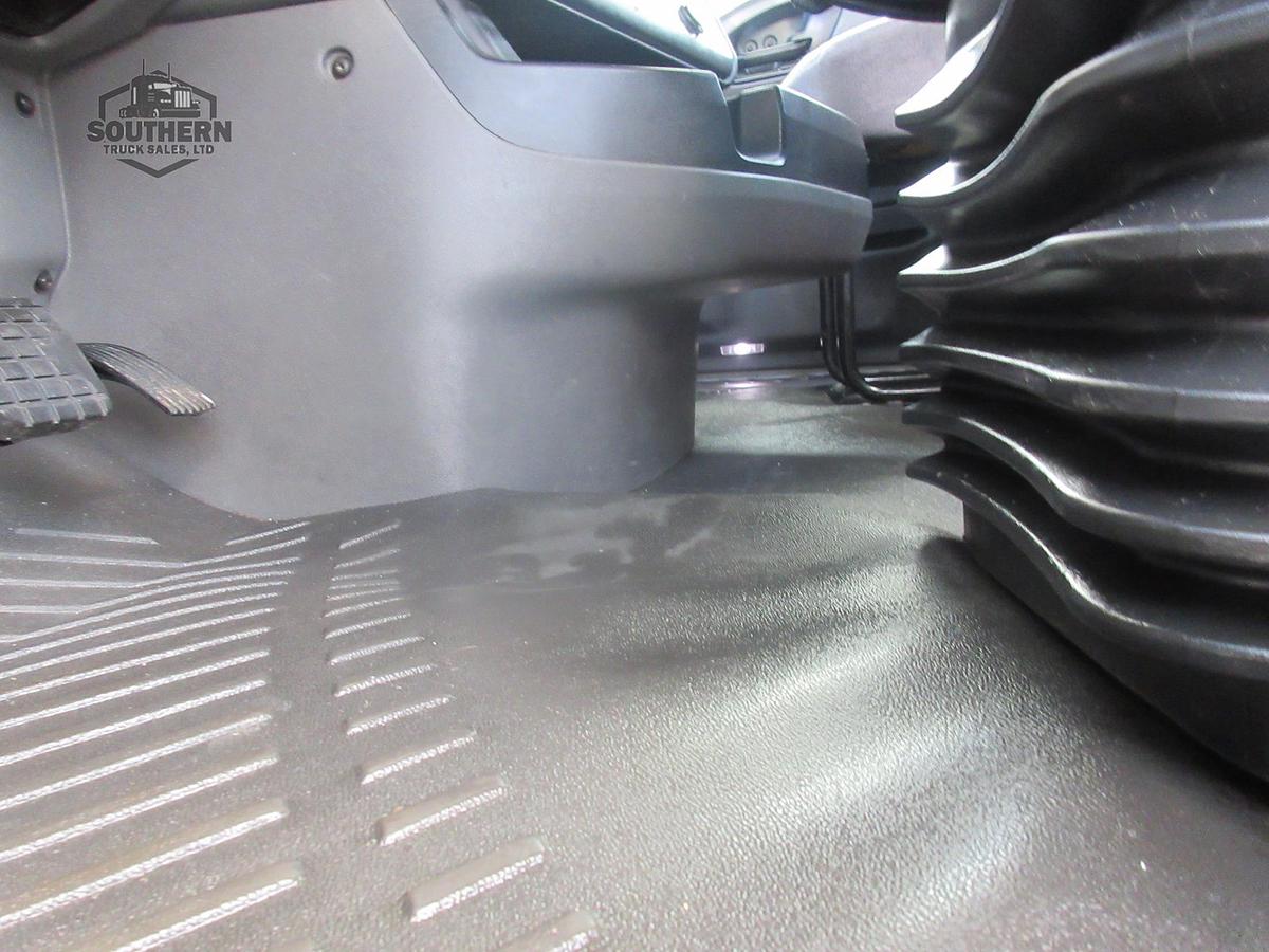 Used 2021 INTERNATIONAL LT