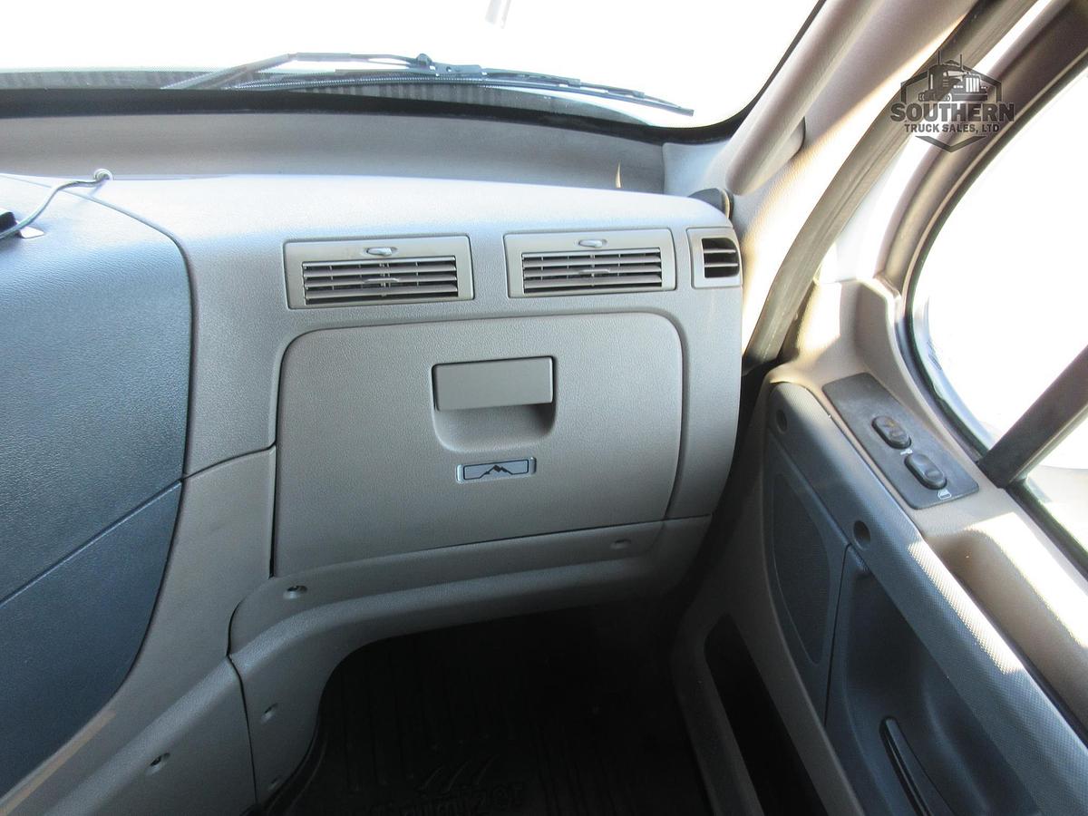 Used 2017 FREIGHTLINER CASCADIA 125