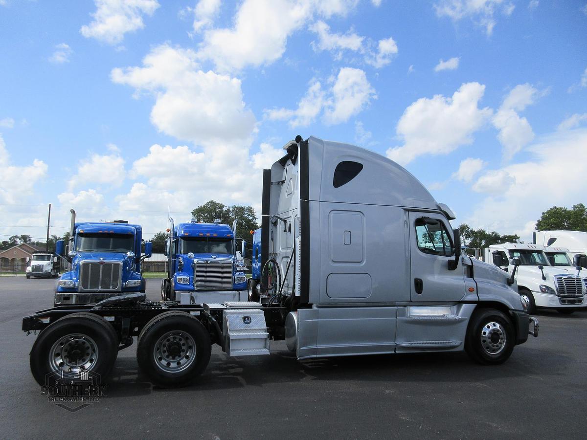 Used 2020 FREIGHTLINER CASCADIA 125