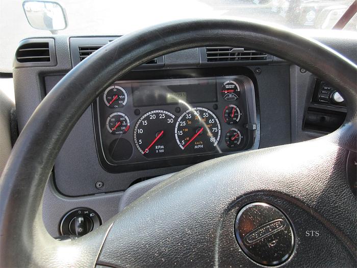 Used 2015 FREIGHTLINER CASCADIA 125