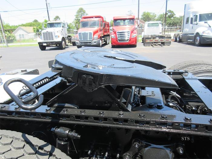 Used 2017 FREIGHTLINER CASCADIA 125