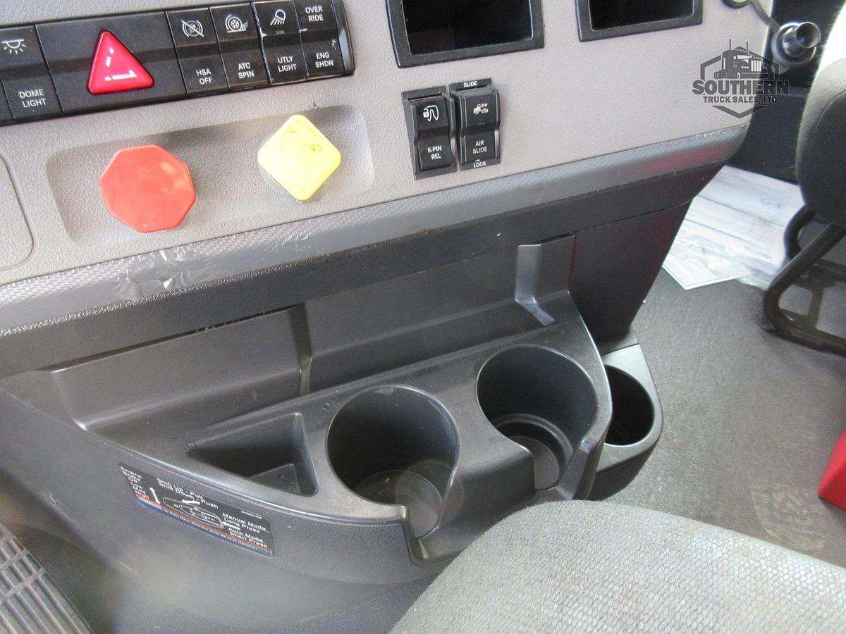 Used 2020 FREIGHTLINER CASCADIA 126