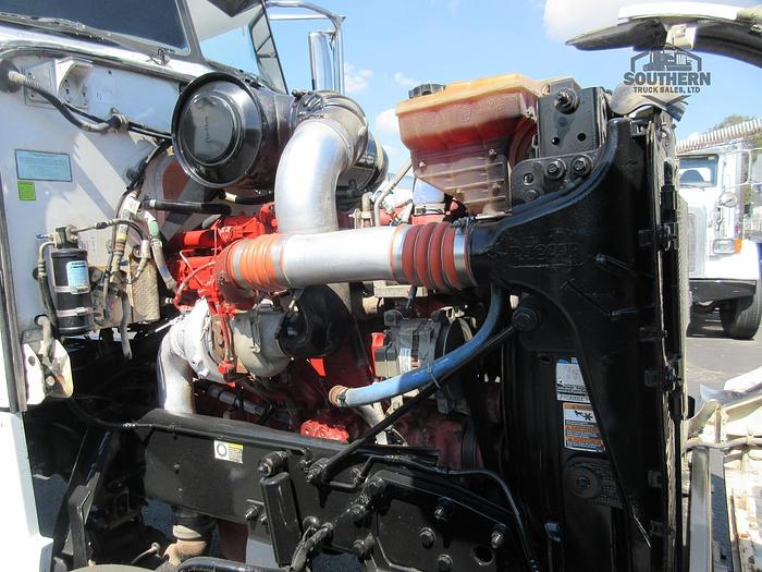 Used 2015 PETERBILT 365