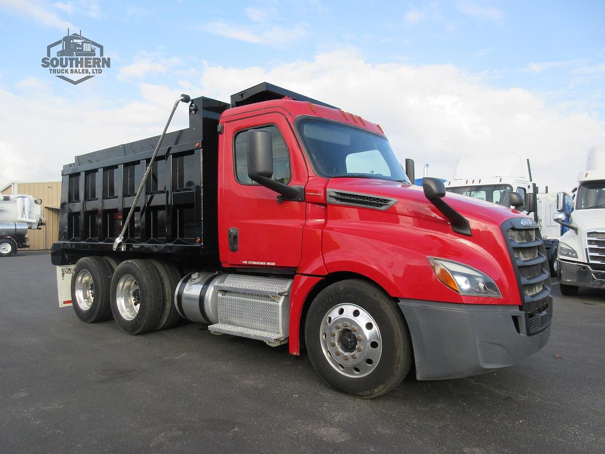 Used 2020 FREIGHTLINER CASCADIA 126