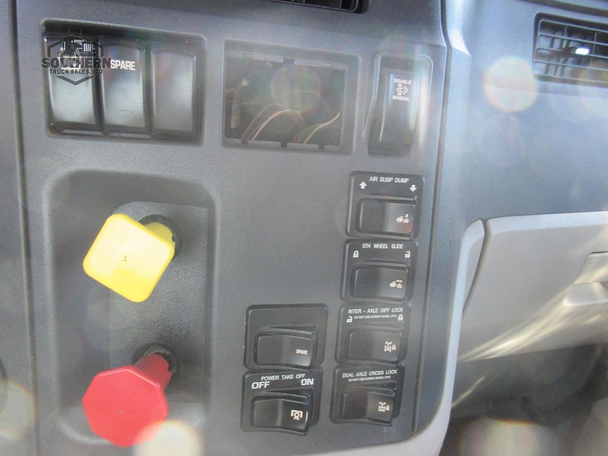 Used 2019 PETERBILT 567