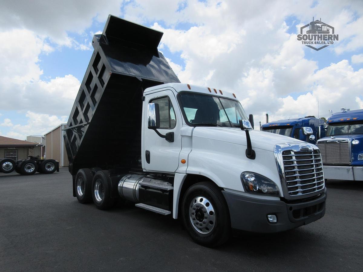 Used 2019 FREIGHTLINER CASCADIA 125