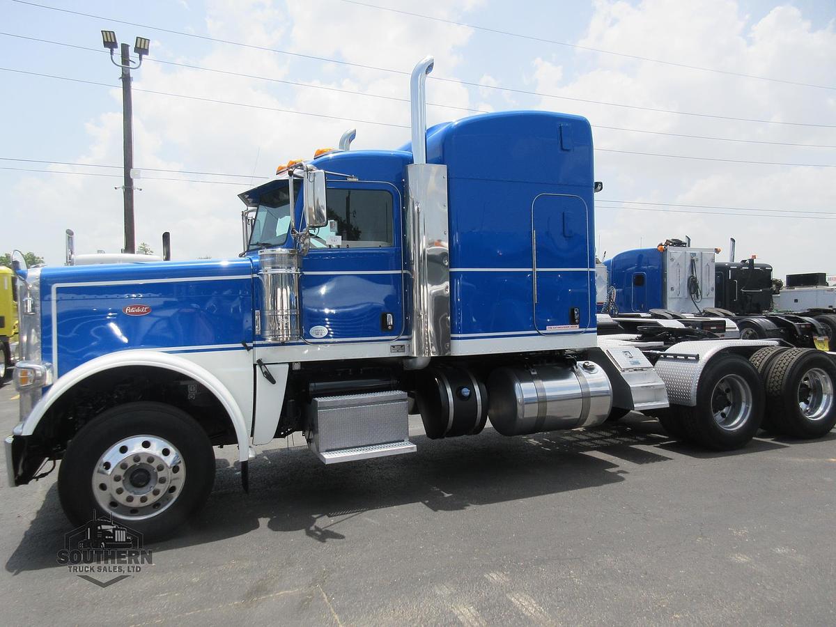 Used 2019 PETERBILT 389