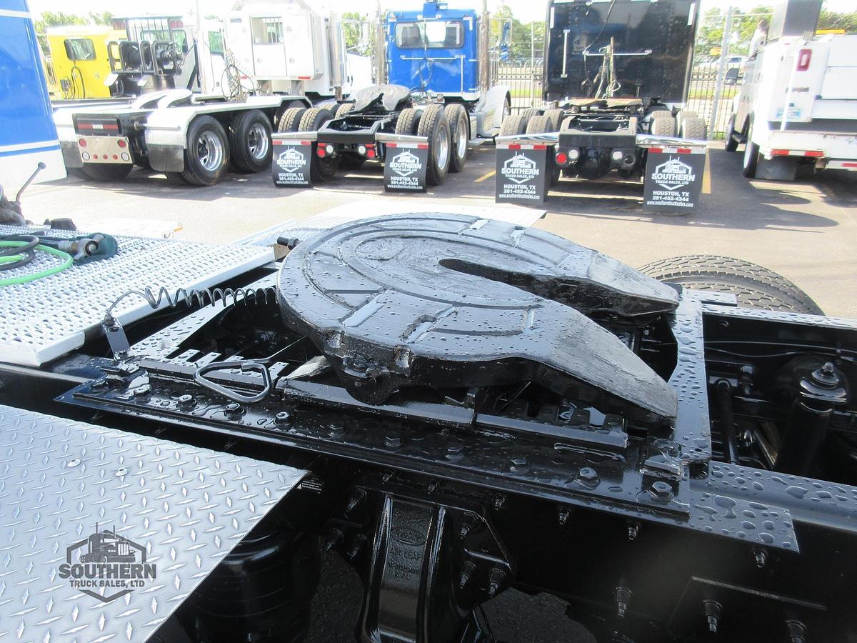 Used 2019 PETERBILT 389