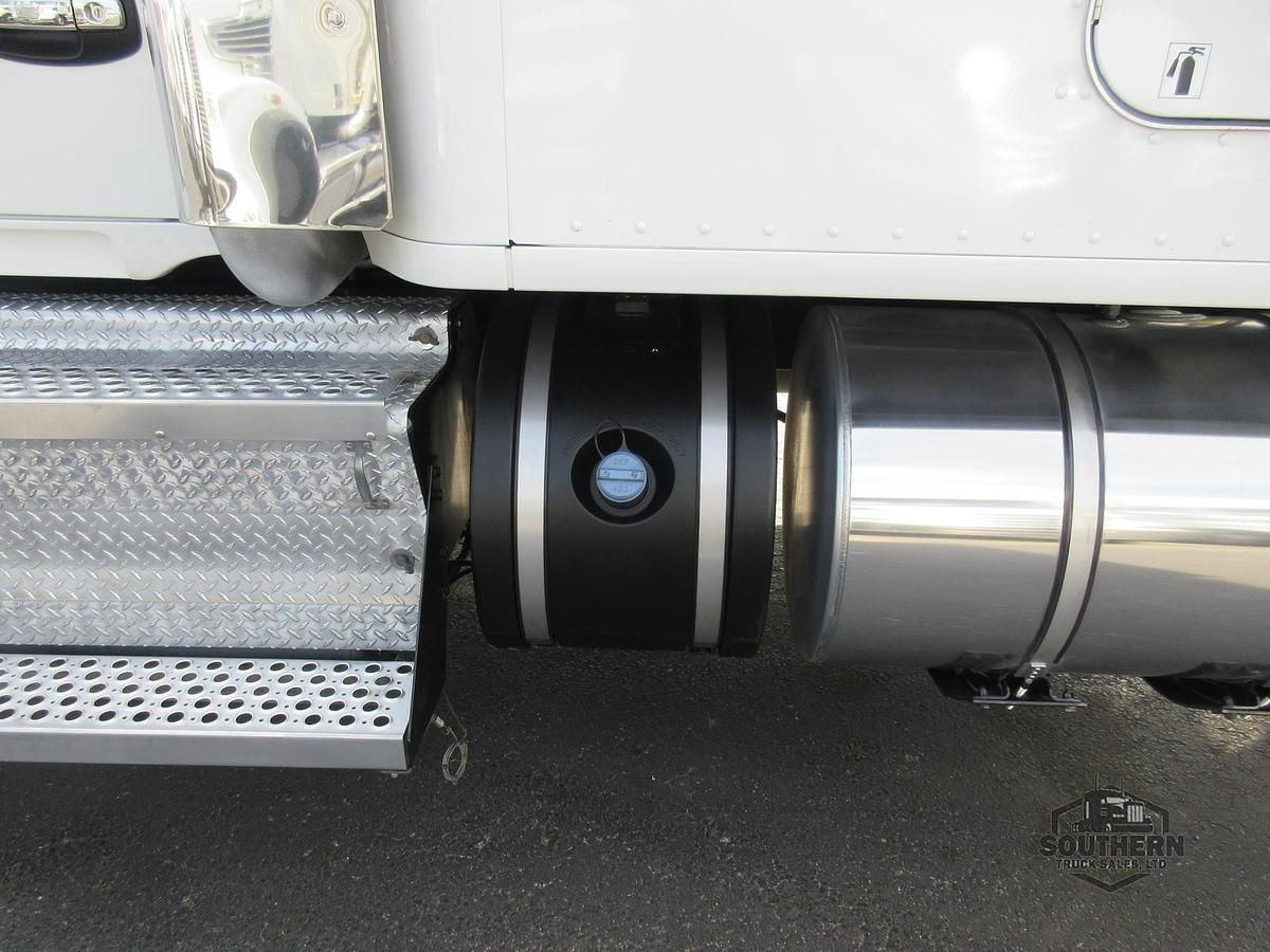 Used 2019 KENWORTH T880