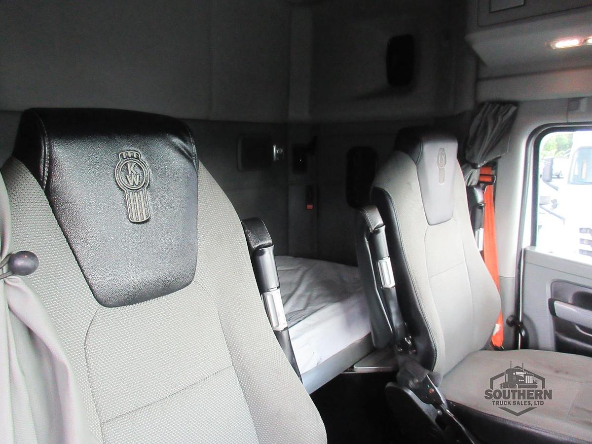 Used 2020 KENWORTH T880