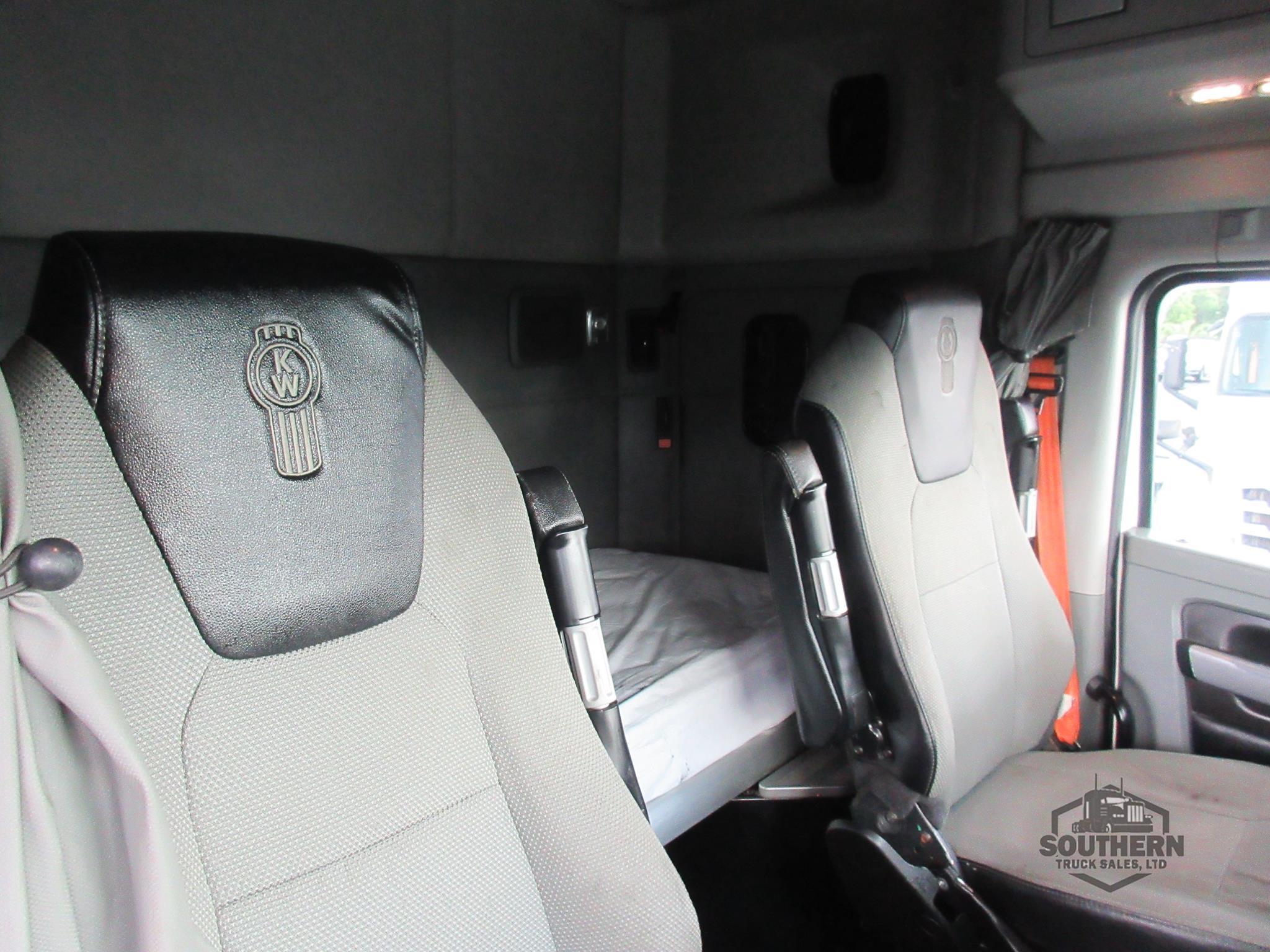 Used 2020 KENWORTH T880