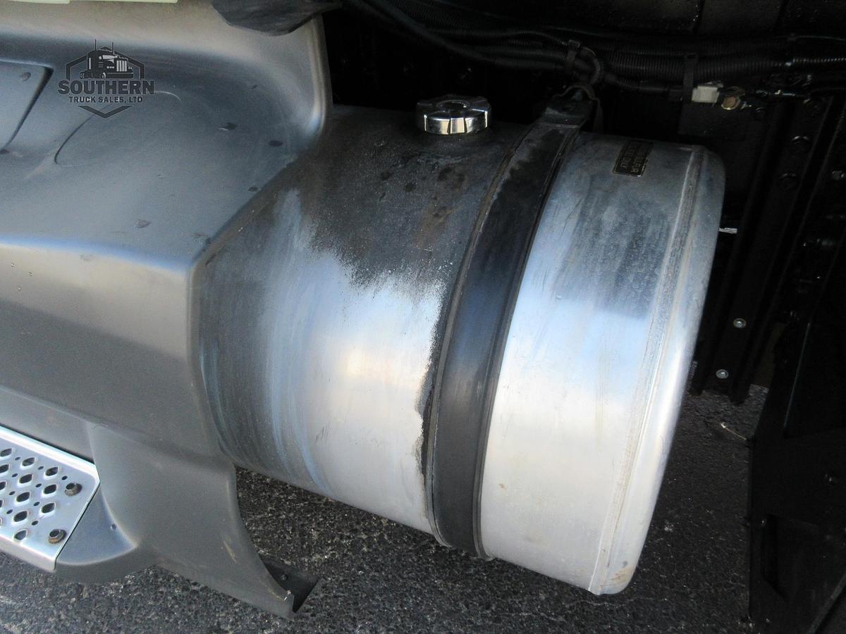 Used 2021 INTERNATIONAL LT