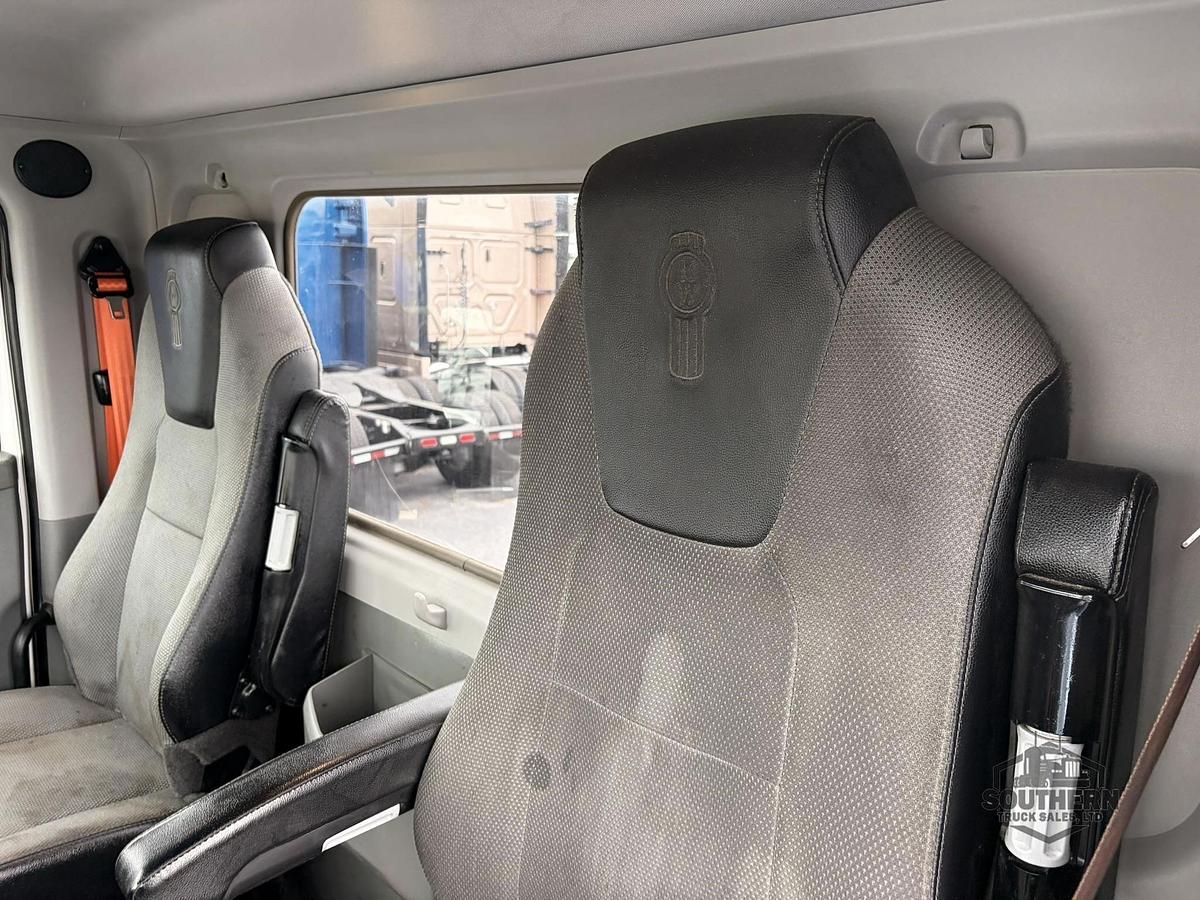Used 2022 KENWORTH T680