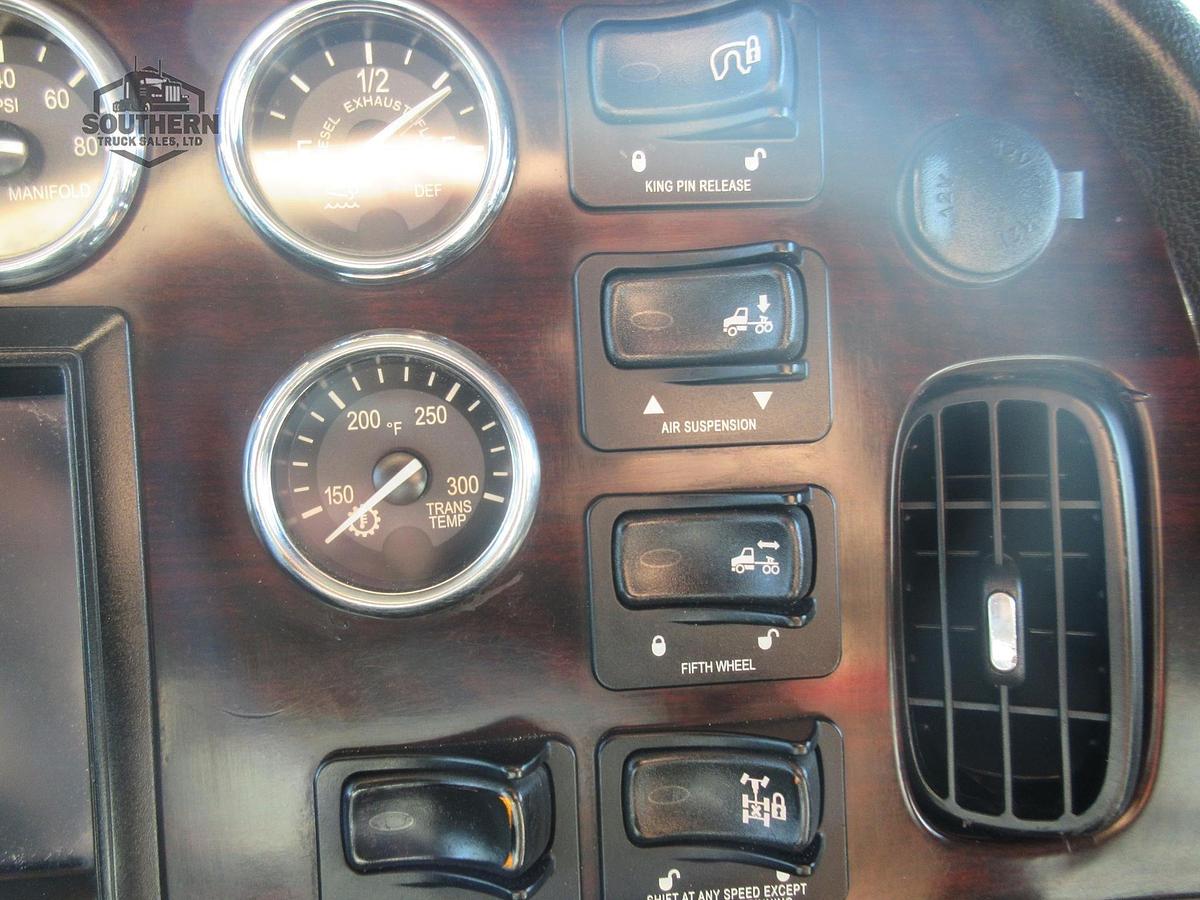 Used 2019 PETERBILT 389