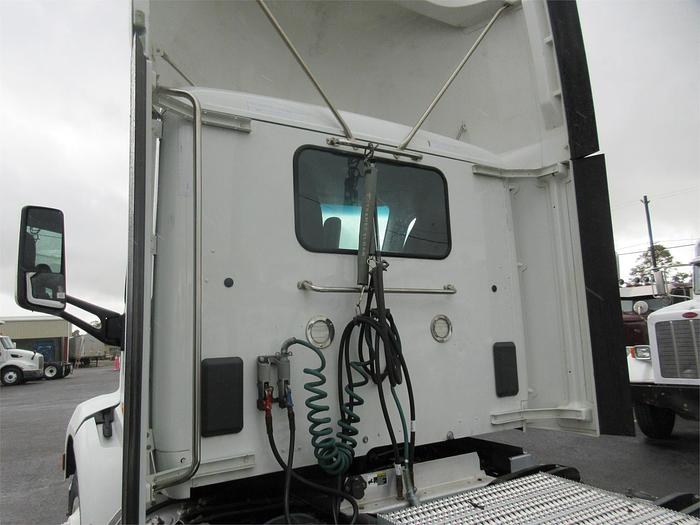 Used 2020 PETERBILT 579