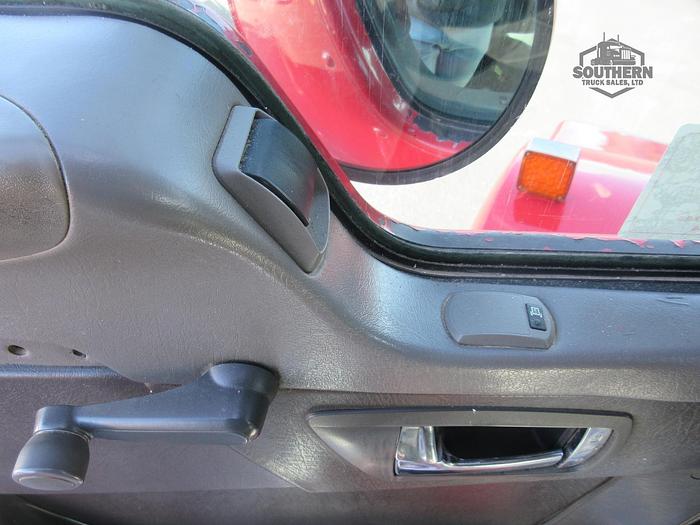 Used 2011 KENWORTH T800