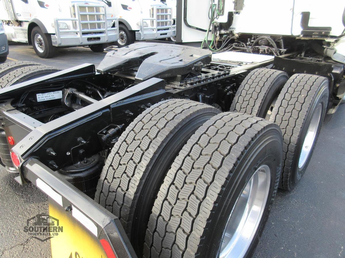 Used 2021 INTERNATIONAL LT
