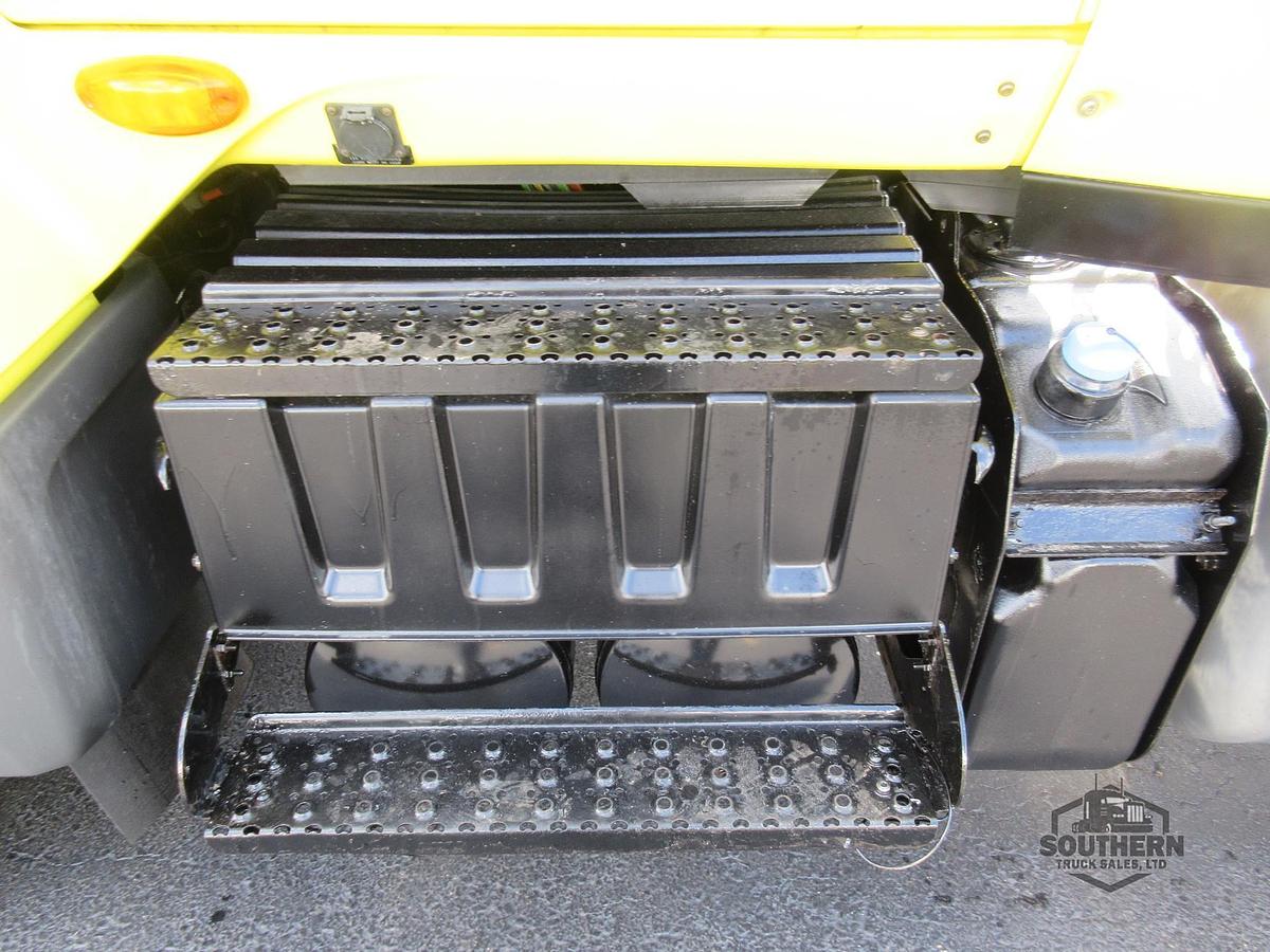 Used 2023 INTERNATIONAL LT