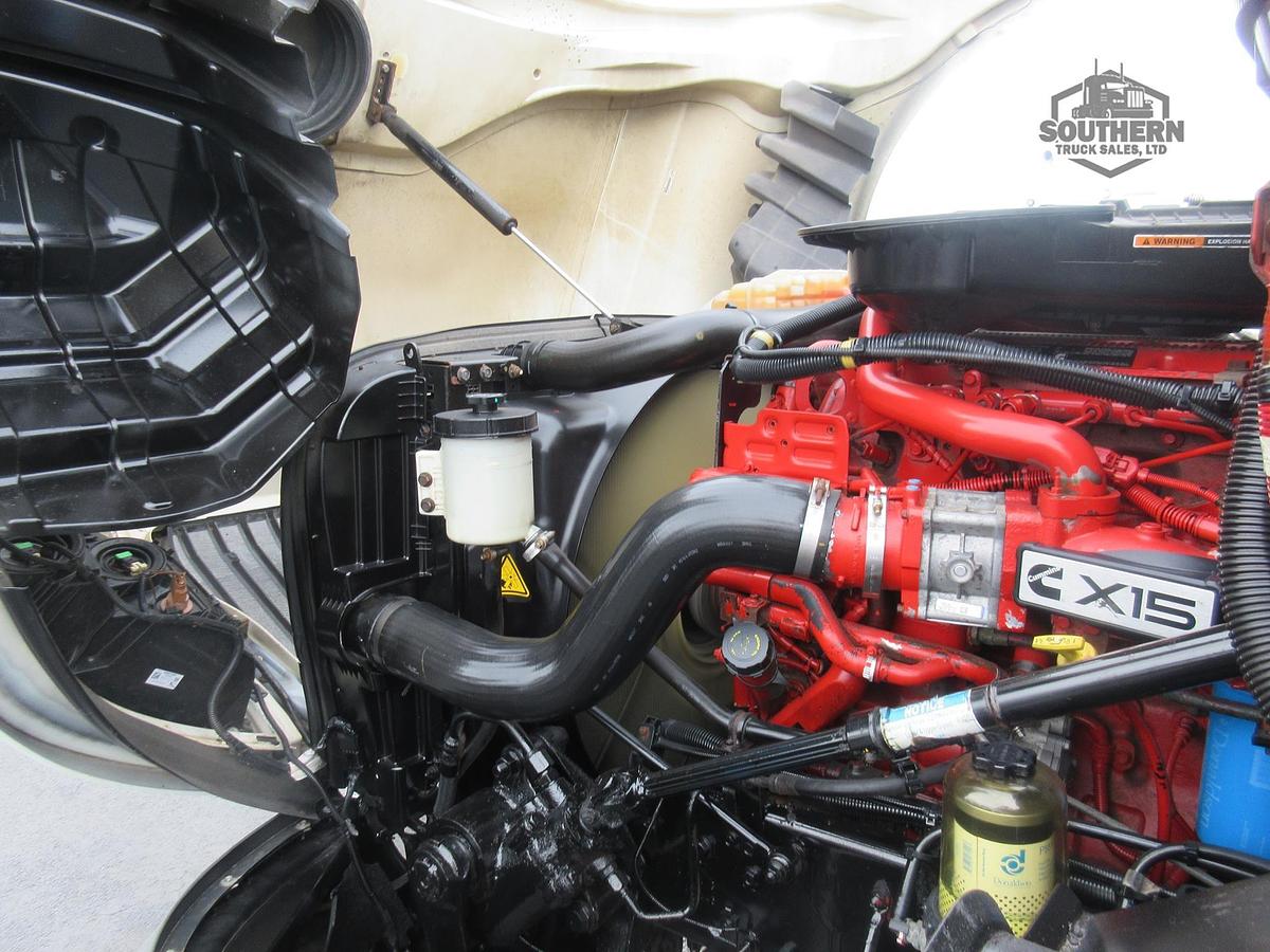 Used 2021 INTERNATIONAL LT