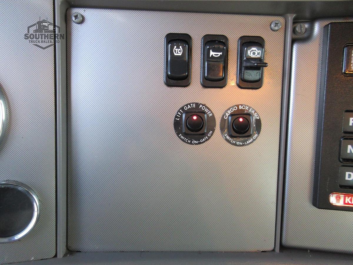 Used 2021 KENWORTH T270