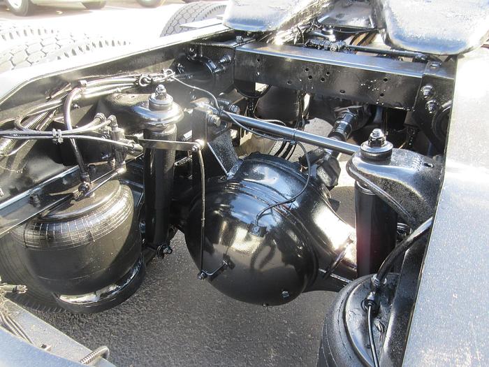 Used 2014 PETERBILT 389