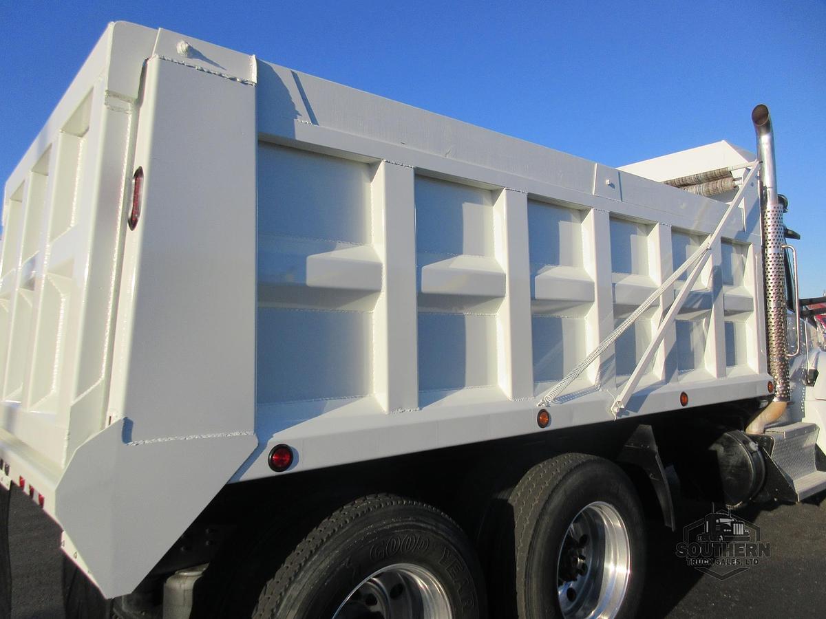 Used 2016 KENWORTH T880