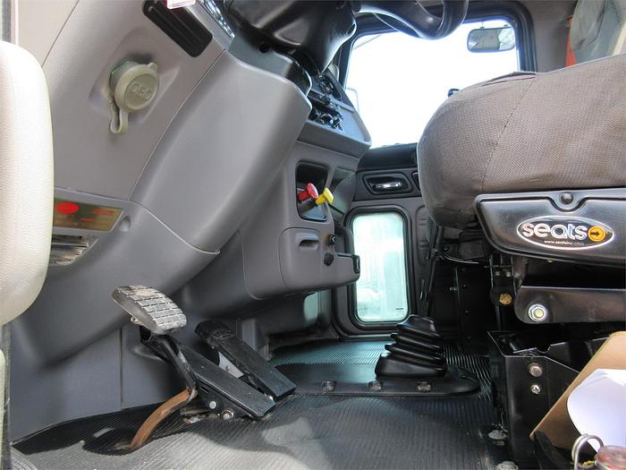 Used 2015 PETERBILT 365