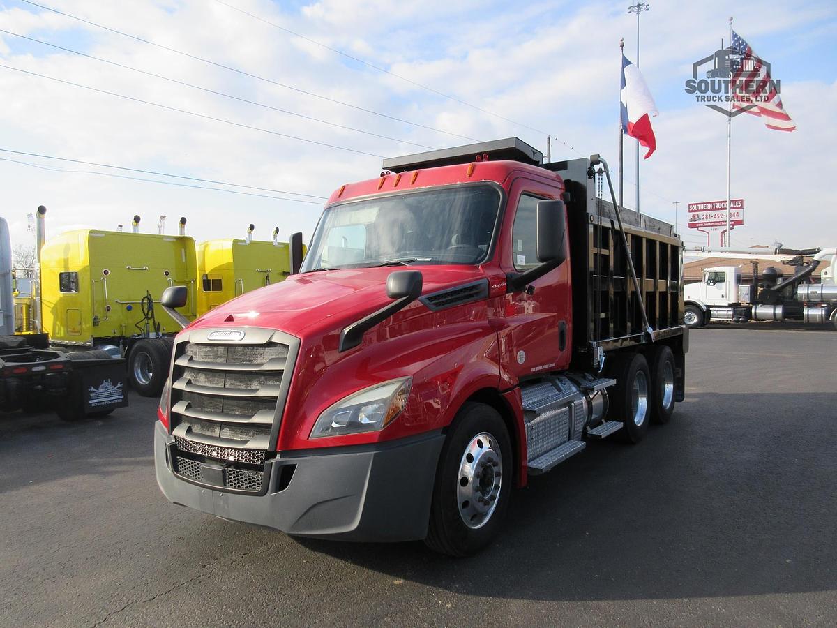 Used 2020 FREIGHTLINER CASCADIA 126