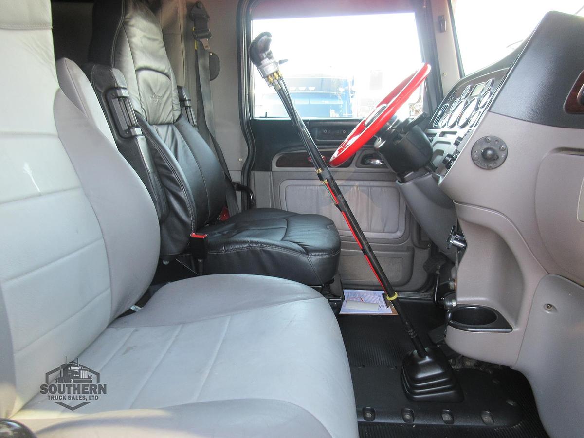 Used 2014 PETERBILT 389