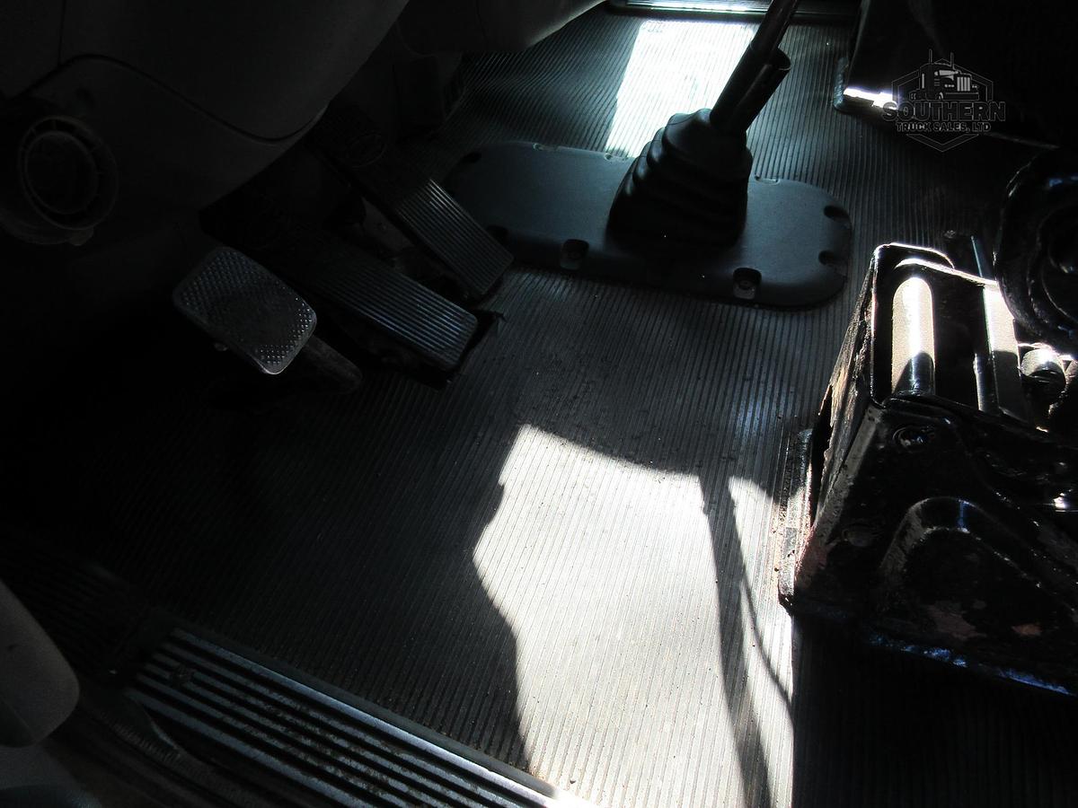 Used 2019 PETERBILT 389