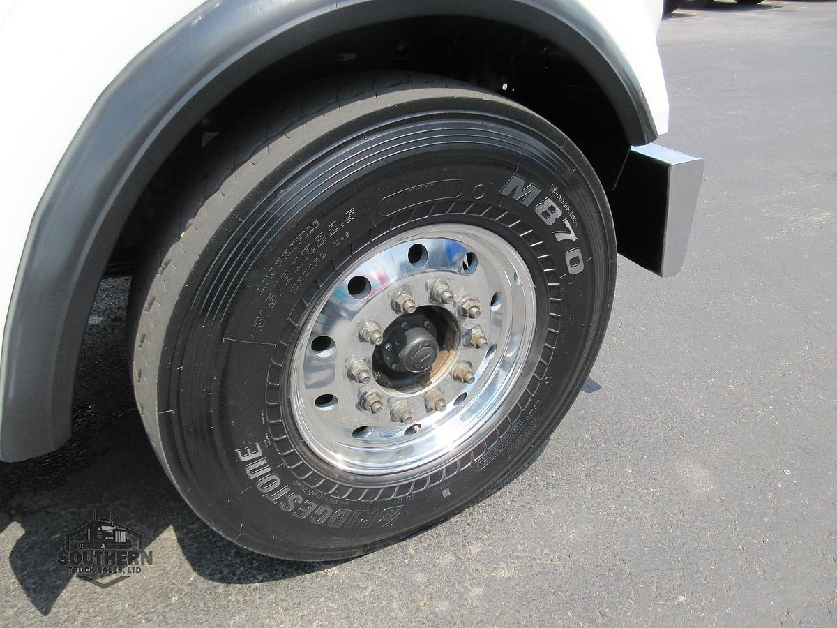 Used 2019 FREIGHTLINER CORONADO 122 SD