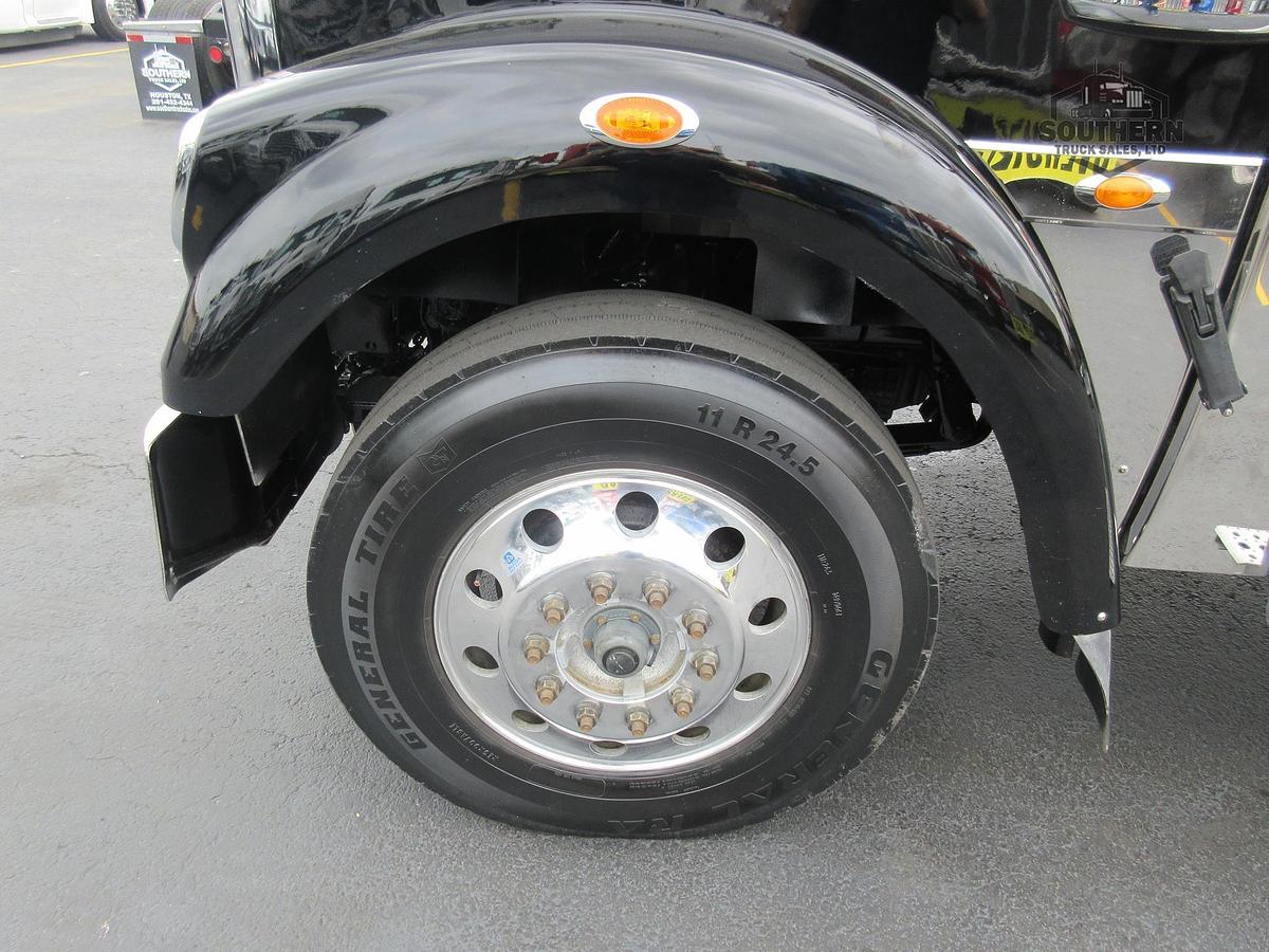 Used 2023 FREIGHTLINER CORONADO 122 SD