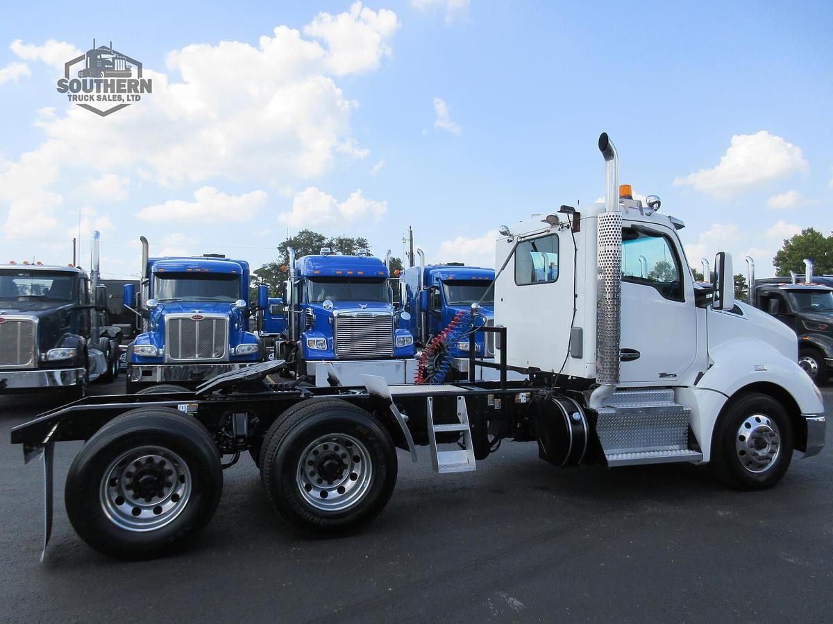 Used 2017 KENWORTH T680