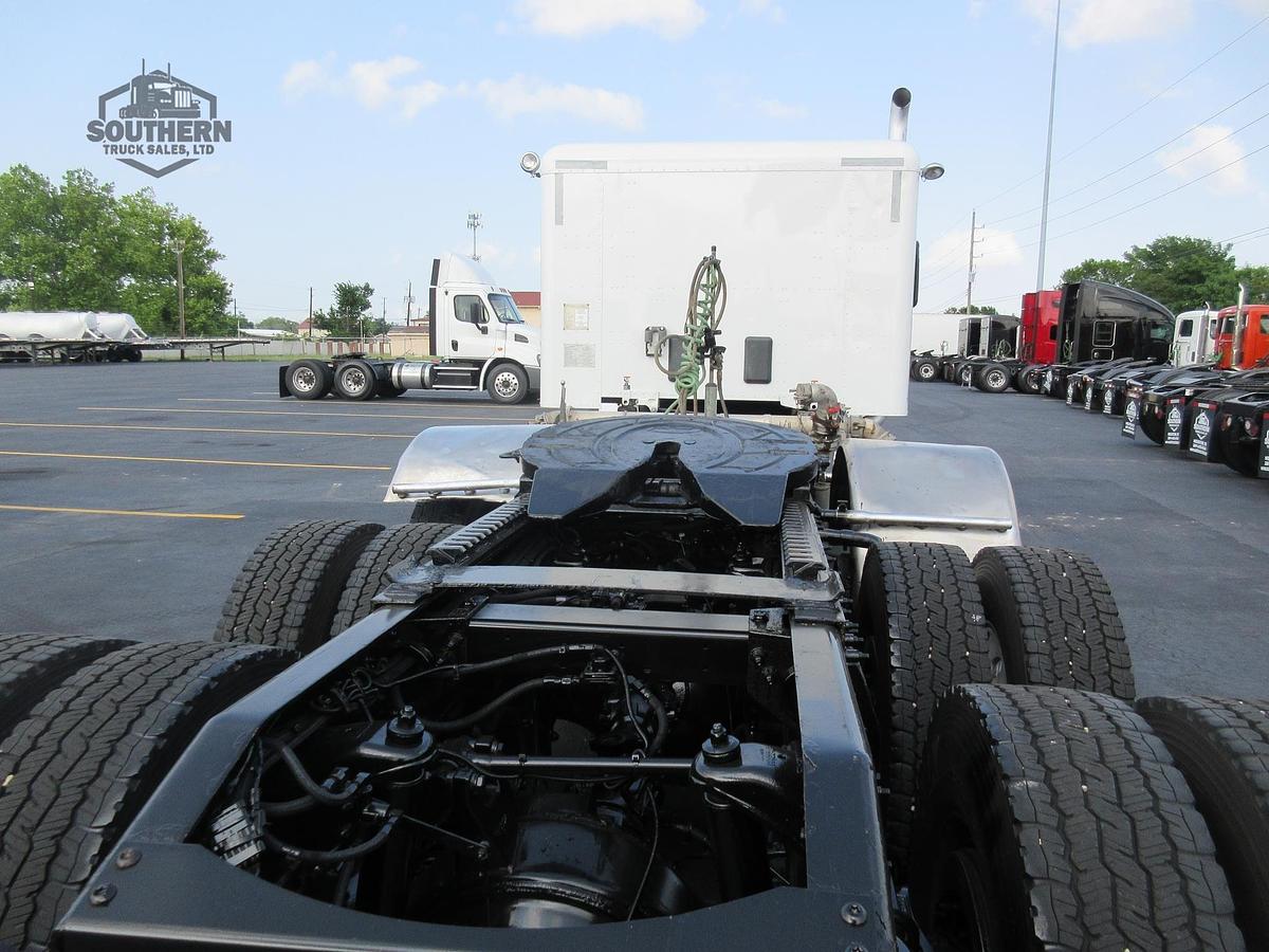 Used 2019 PETERBILT 567