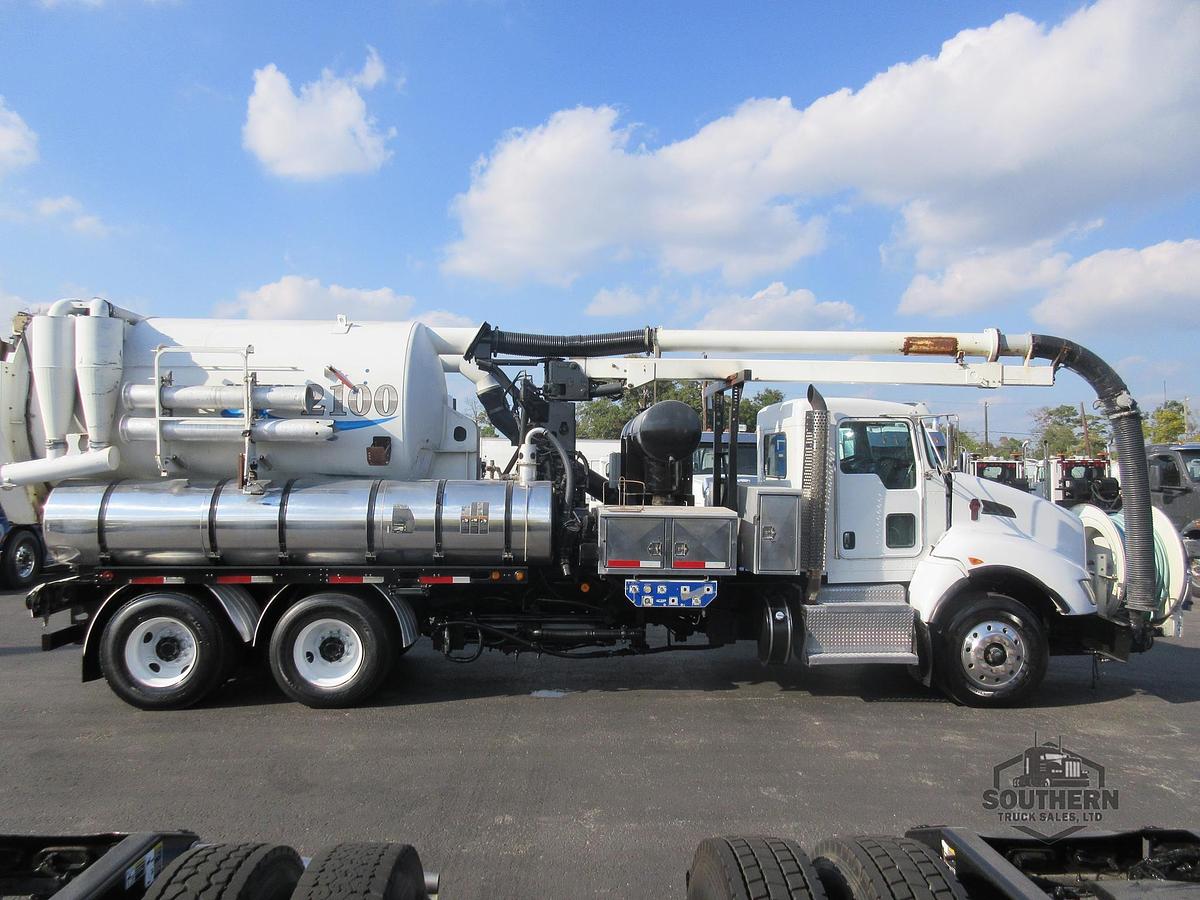 Used 2013 KENWORTH T440