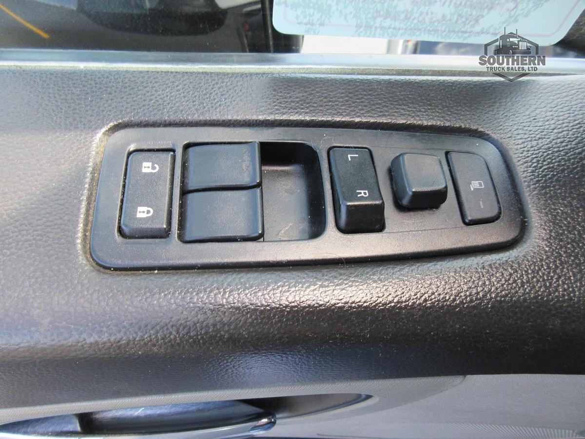 Used 2023 PETERBILT 567