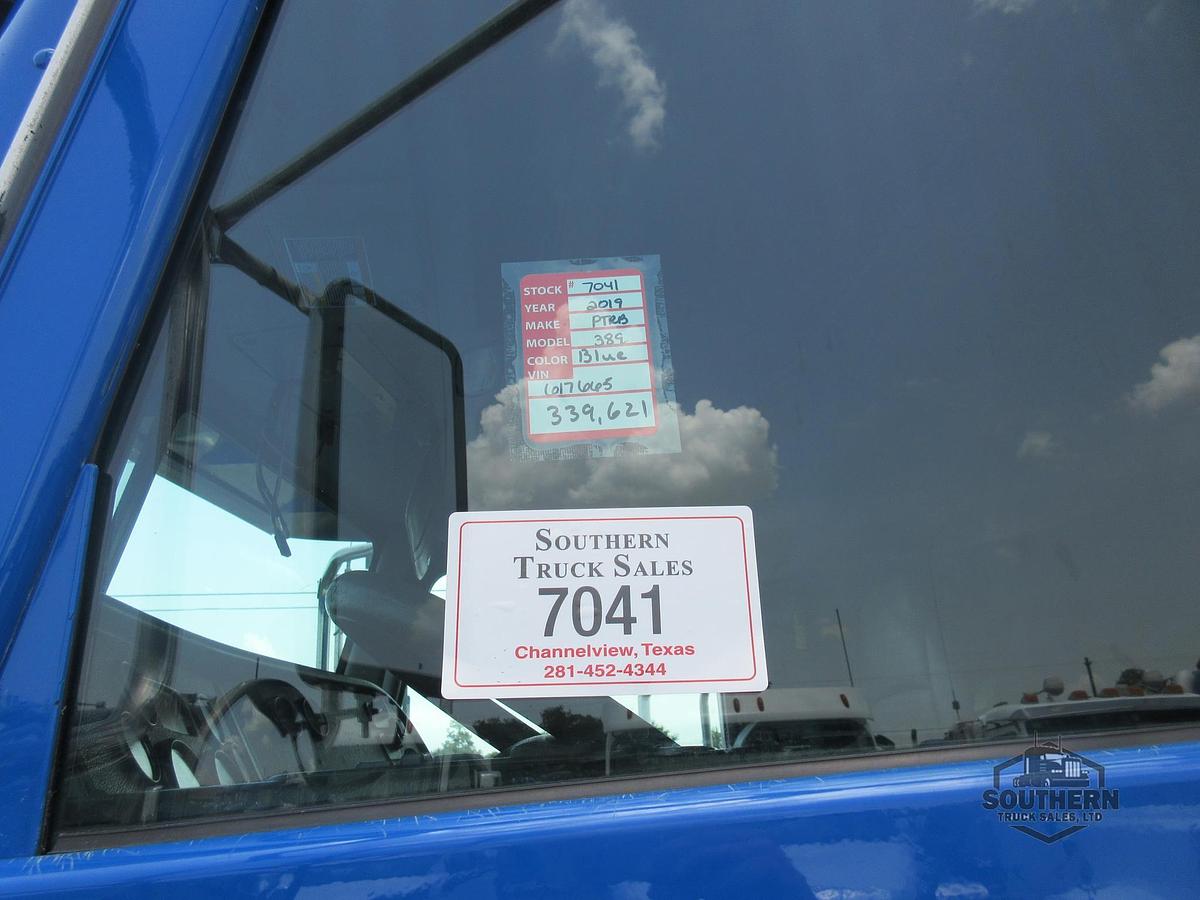 Used 2019 PETERBILT 389