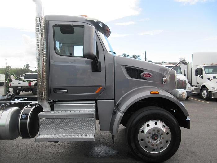 Used 2020 PETERBILT 567