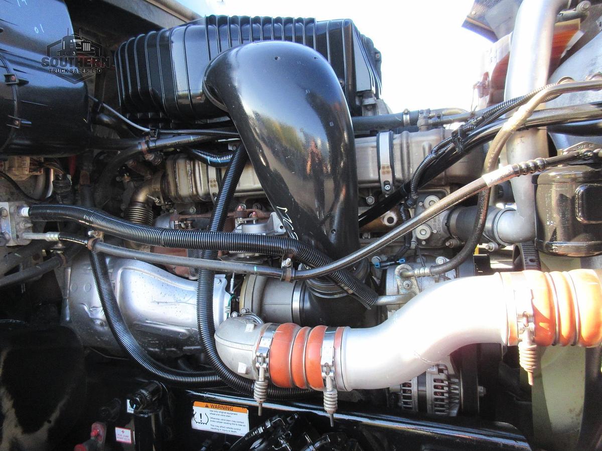 Used 2021 FREIGHTLINER CORONADO 122 SD