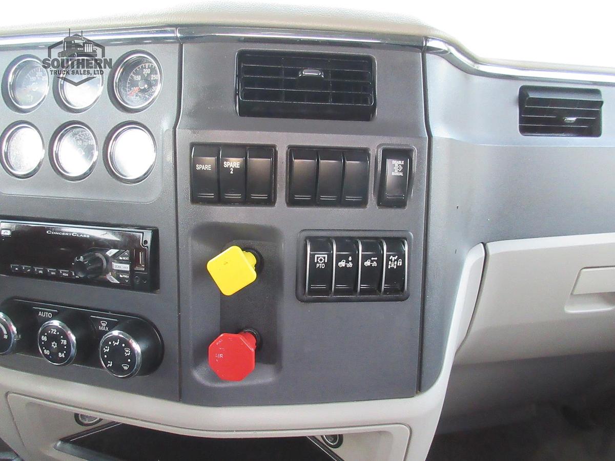 Used 2020 PETERBILT 567