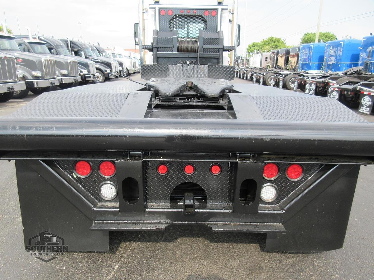 Used 2018 FREIGHTLINER CORONADO 122 SD